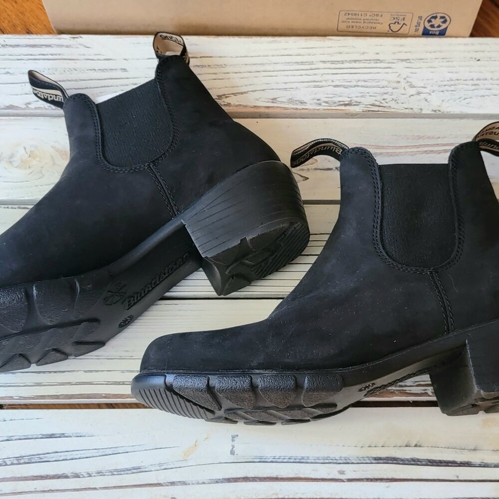 Blundstone 1960 black nubuck heeled boot US 9 UK 6 - Picture 2 of 7